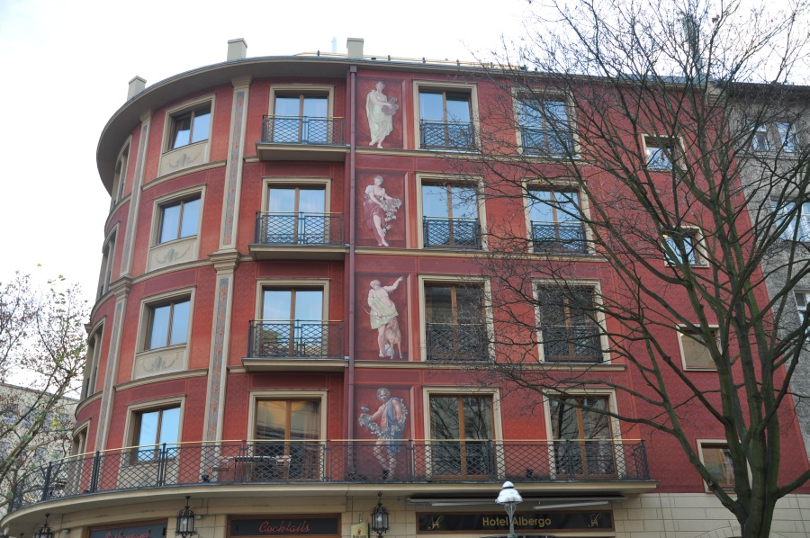 rote Fassade