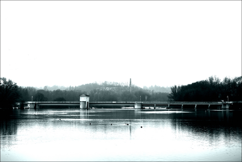 Ruhr bei Mülheim - 12/ 2010