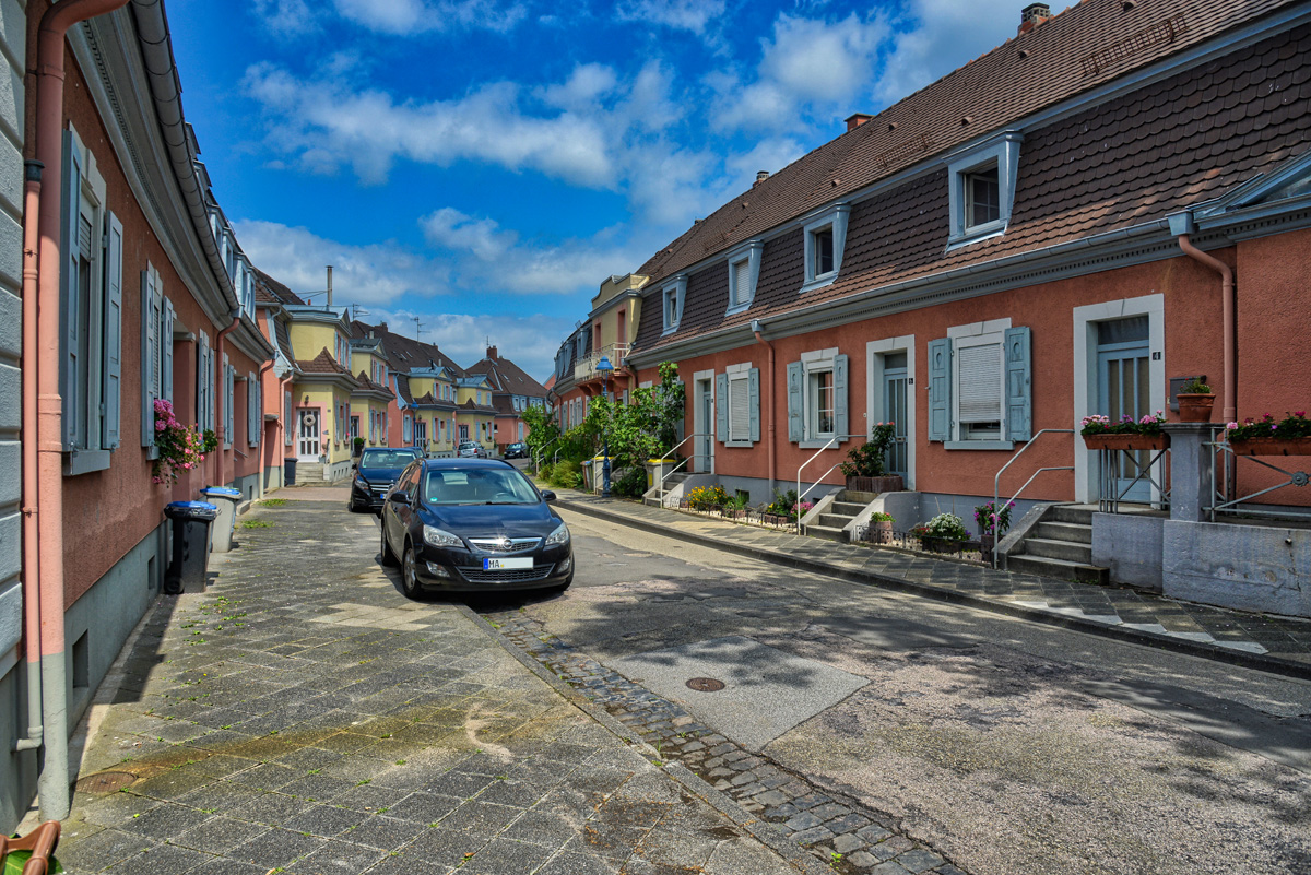 rundestrasse.jpg
