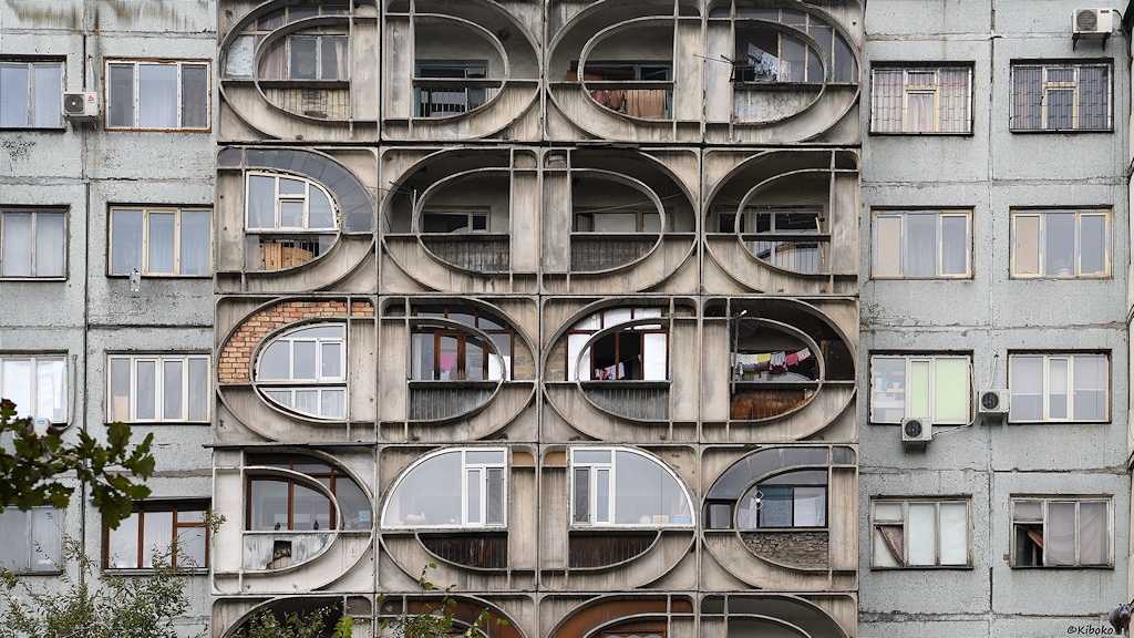 s235 Bishkek Plattenbau 1152