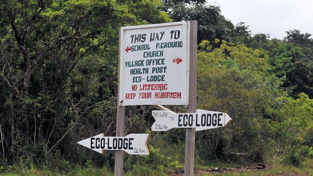 s833 Schild EcoLodge 1832