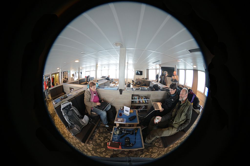 s987 ObservationLounge 2504 x