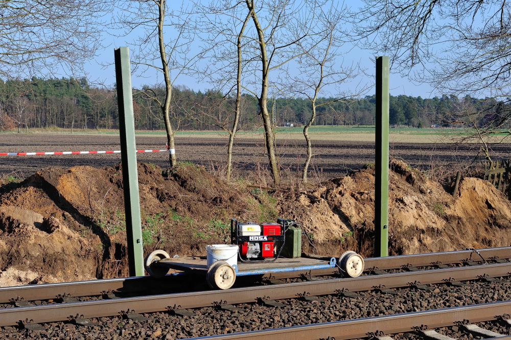 Schallschutzaufbauhilfsfahrzeug.jpg