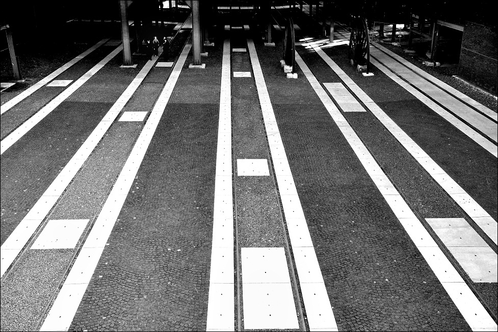 Schienenspuren Zeche Zollverein - 10/2009 -