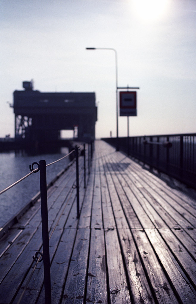 Schiffshebewerk Niederfinow

F4s | 35mm 1:2 Ai | Kodak Ektar 100 | Coolscan 5000