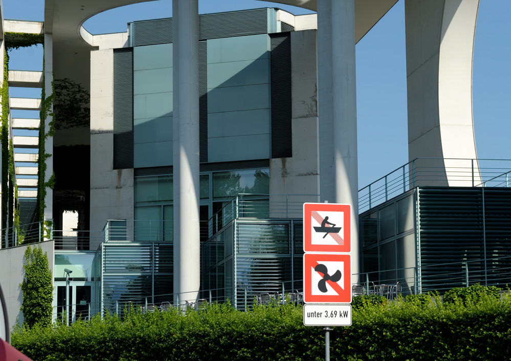 schild JKK 8037
