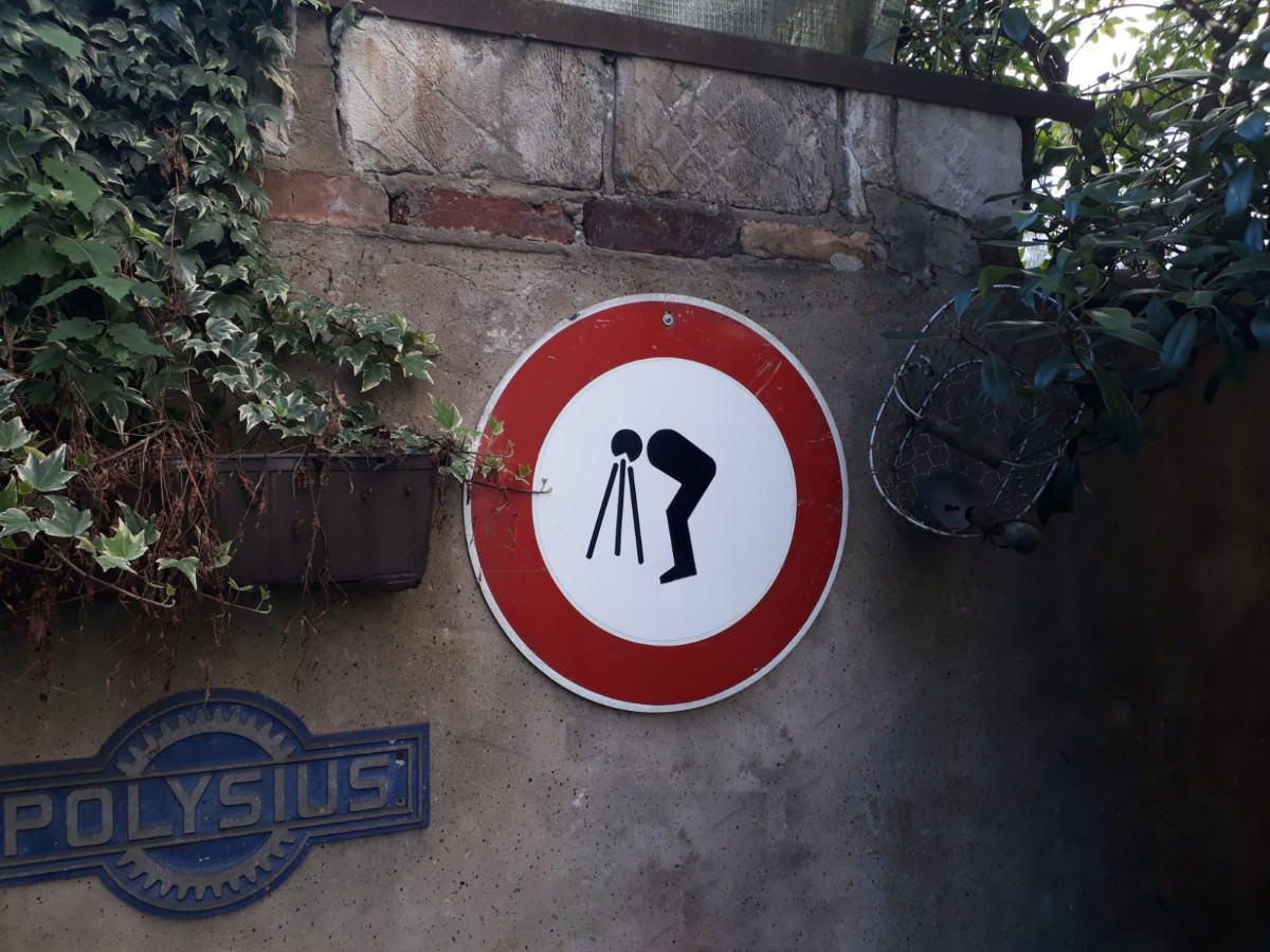 Schild.jpg