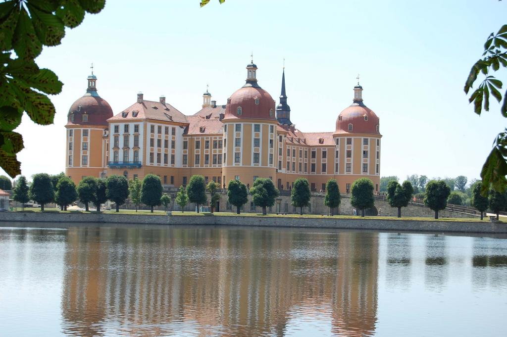 Schloss im Wasser