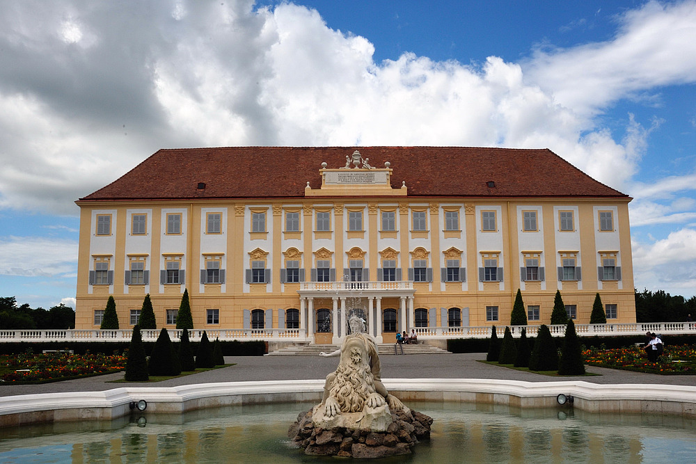 schlosshof