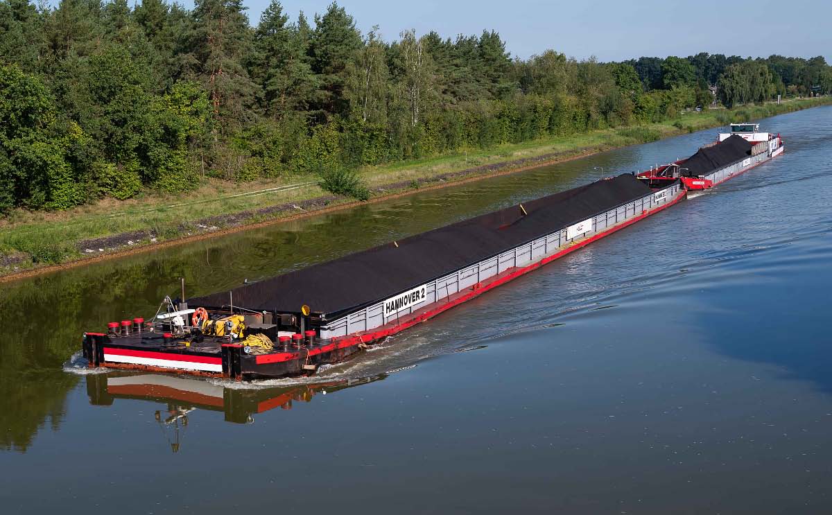 Schubverband bringt neue Kohle.jpg
