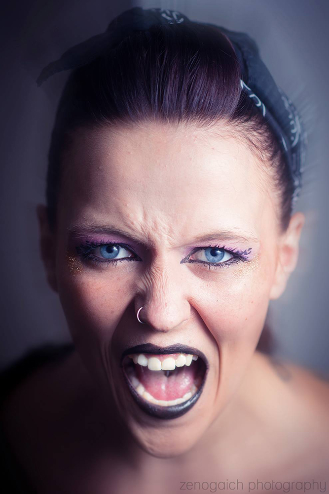 Scream!
