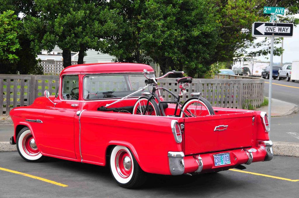 Seaside Oregon Waves + Wheels Event