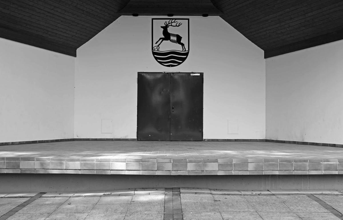 Seeparkbühne_bearbeitet-1.jpg