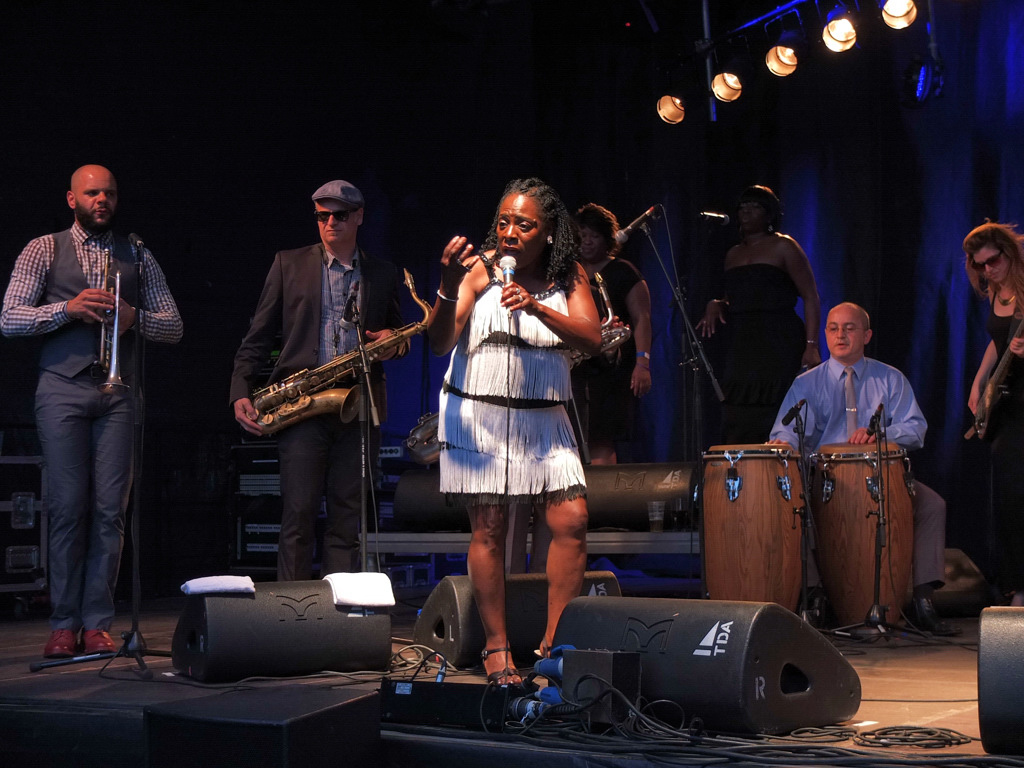 Sharon Jones &amp; the Dap Kings