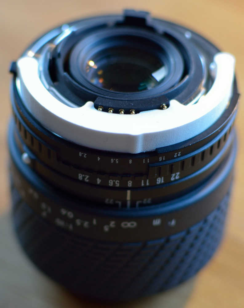 Sigma Makro 1:2.8/f=50mm Umbau 2
Angesetzter Chip mit Montagehilfe.