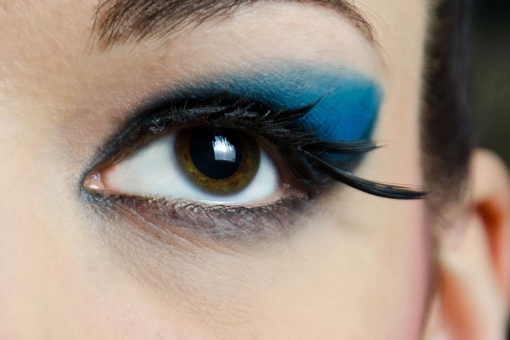 Sina's eye
