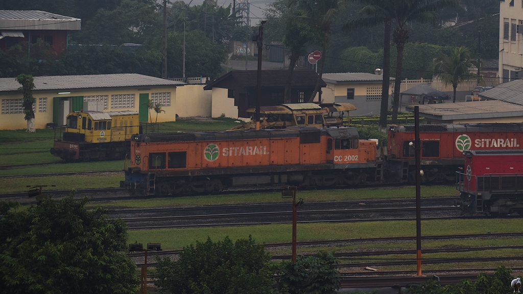 SiTARAiL BB90 und CC2002
Abidjan

s111 Abidjan Sitarail BB90 CC2002 5965