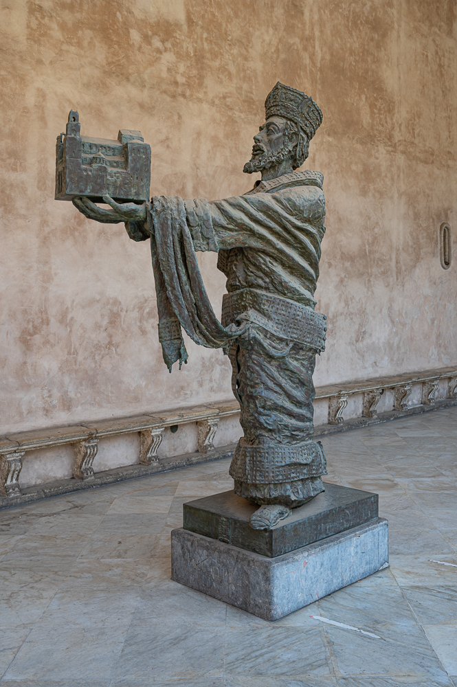 Sizilien 23 Monreale Kathedrale-Außen -9691.jpg