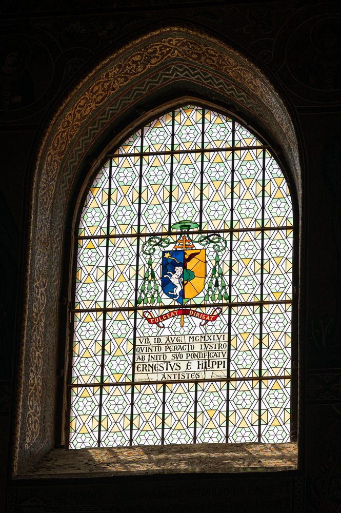 Sizilien 23 Monreale Kathedrale- Innen 9715.jpg