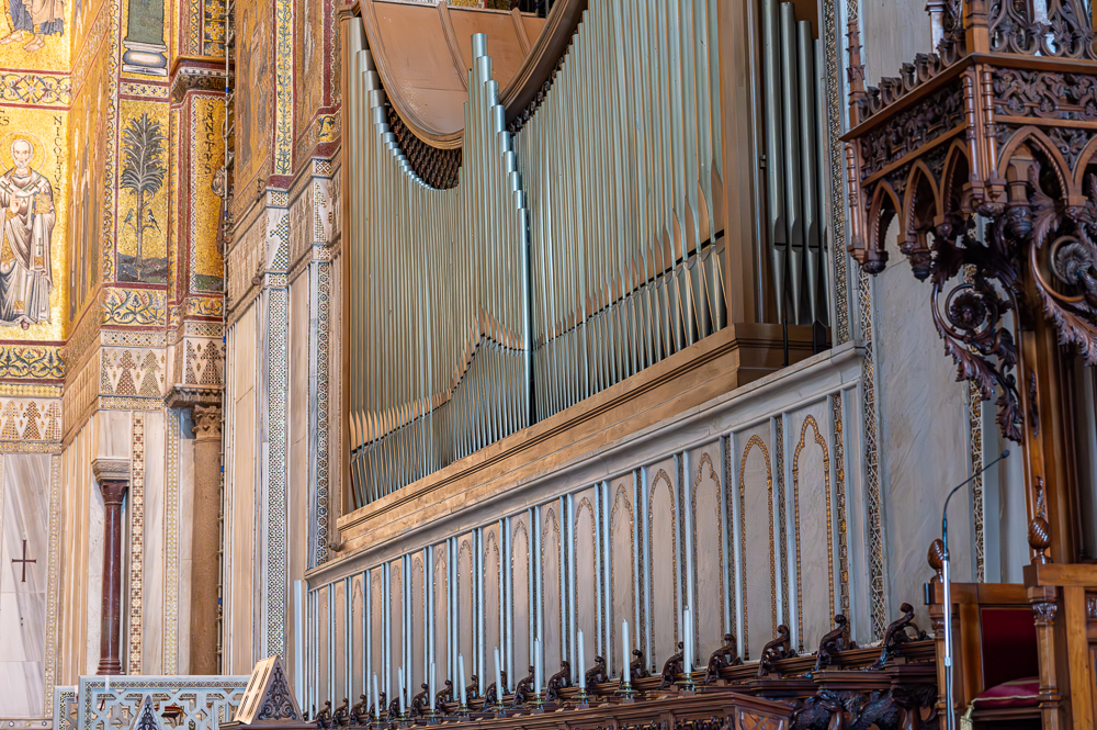 Sizilien 23 Monreale Kathedrale-Orgel-54.jpg