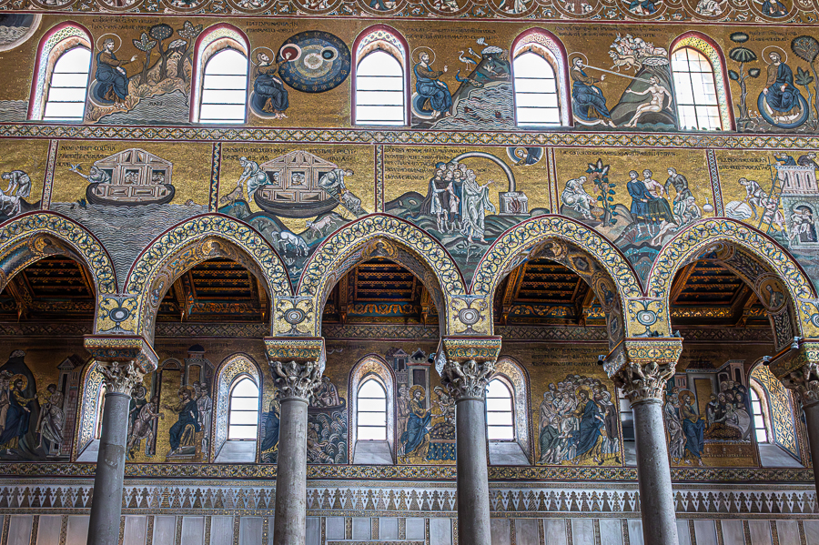 Sizilien 23 Monreale Kathedrale-Säule-46.jpg