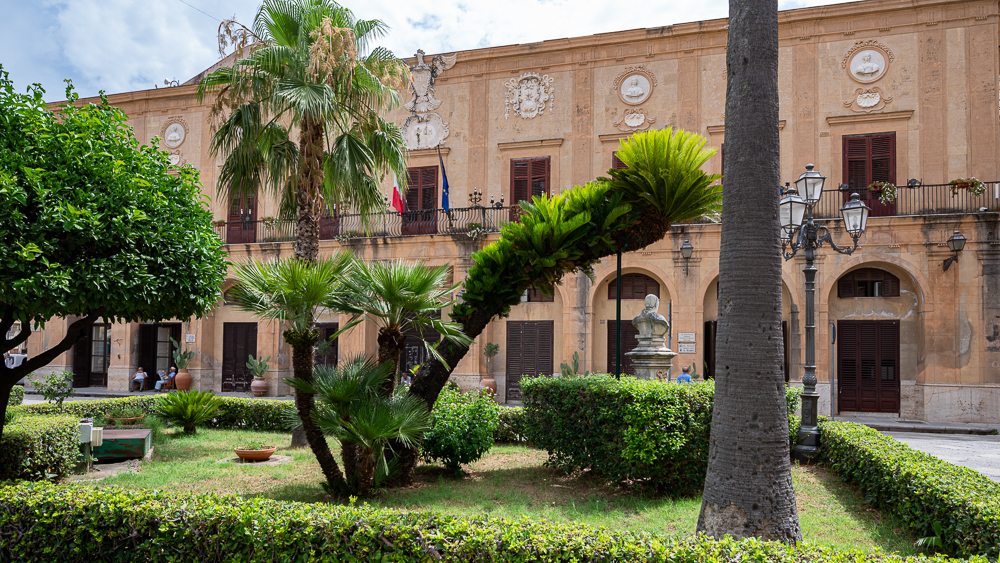 Sizilien 23 Monreale Ort-9568.jpg