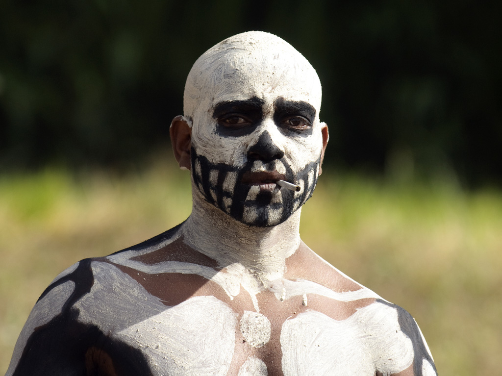 Skeleton bei der Rauchpause