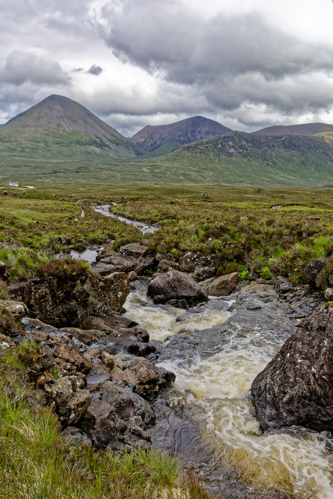 Sligachan Waterfalls 1.jpg
