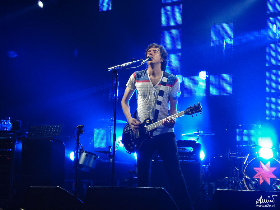 SNOW PATROL 25