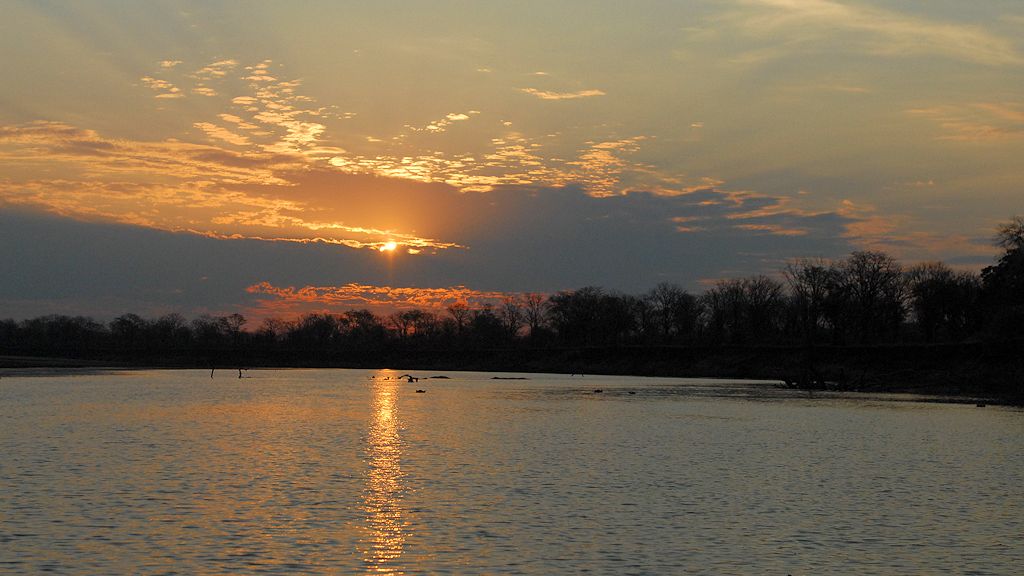 Sonnenaufgang am Luangwa
3726