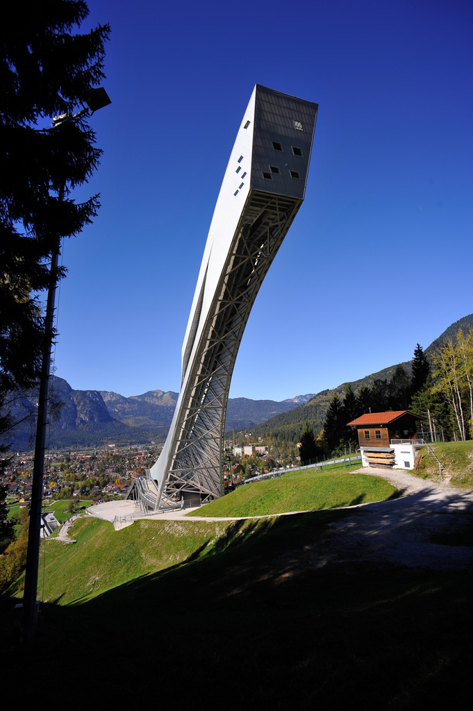 Sprungturm Rückansicht