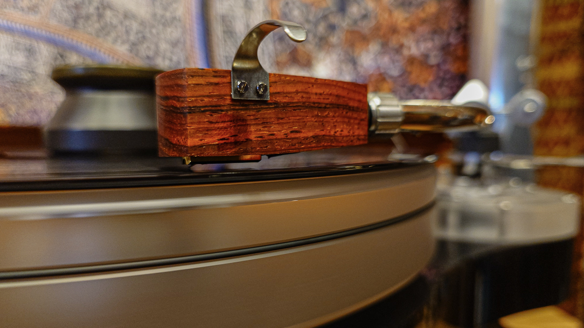 SPU_RoyalN-3.jpg