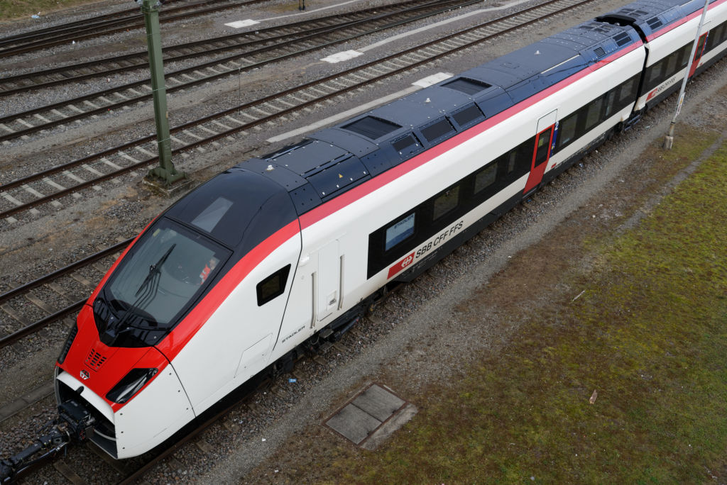 Stadler SMILE Hochgeschwindigkeitszug für die NEAT Gotthardbasistunnel 
DSF 0249 red2