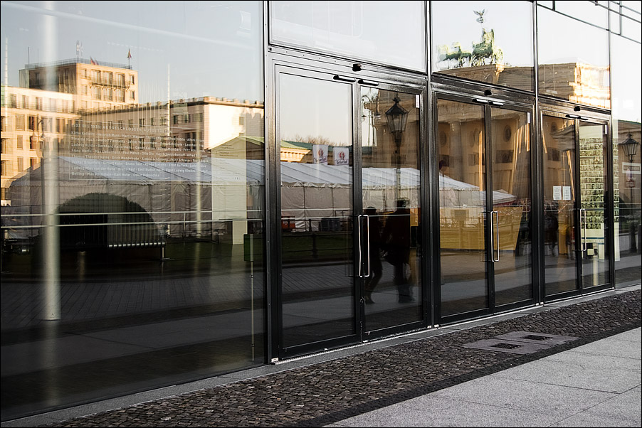 Stadt hinter Glas