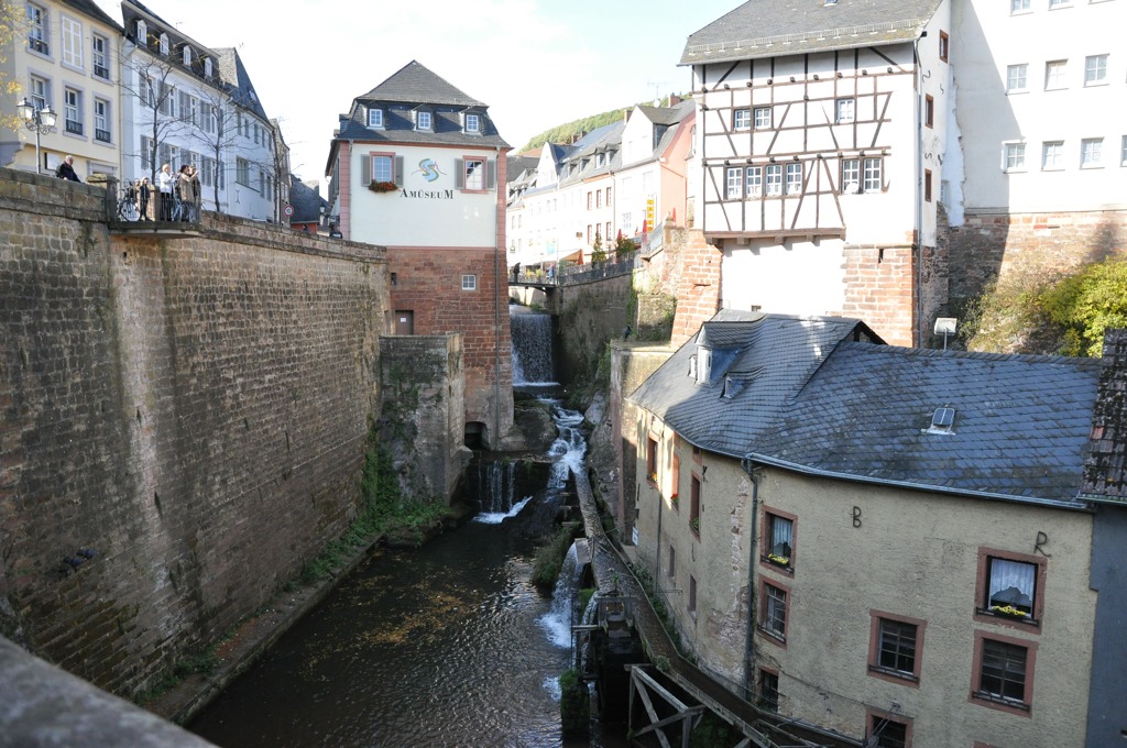 Stadtwasserfall