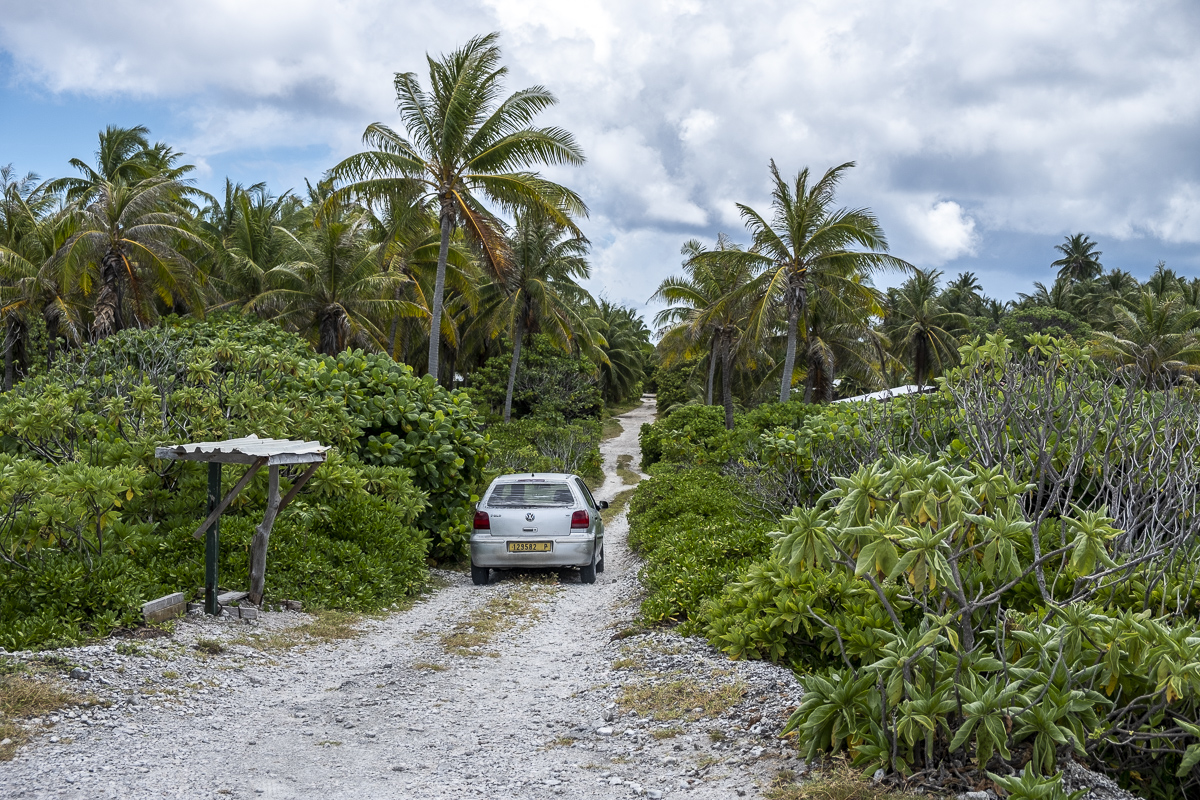 Straße Rangiroa.jpg