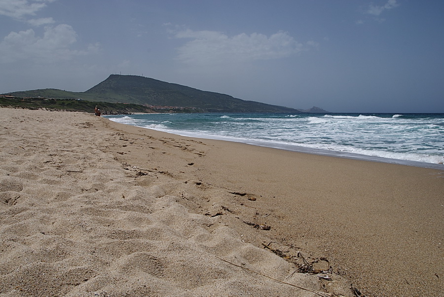 Strand von Valledoria, Blick auf La Ciaccia und Castelsardo