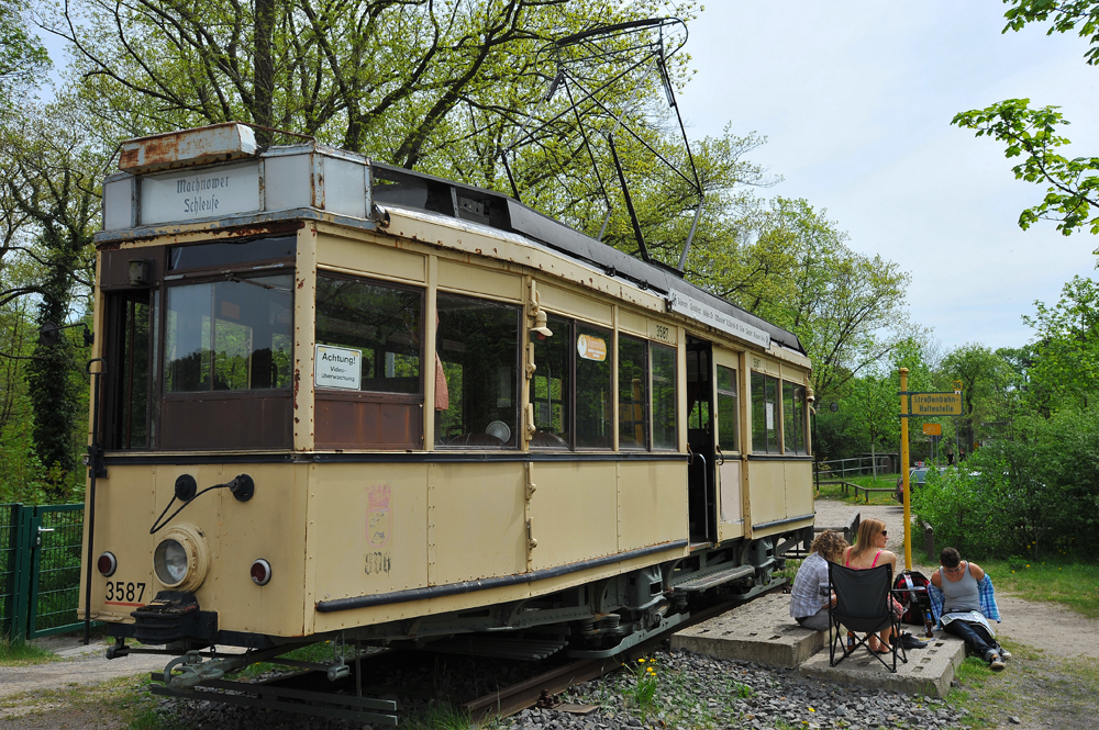 Strassenbahn in Berlin.jpg