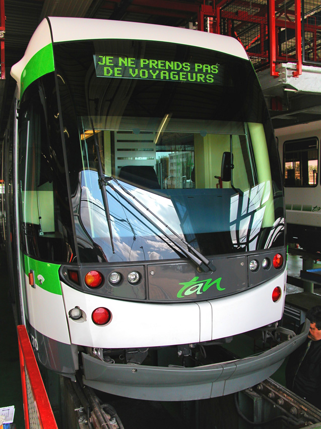 strassenbahn_nantes_850.jpg
