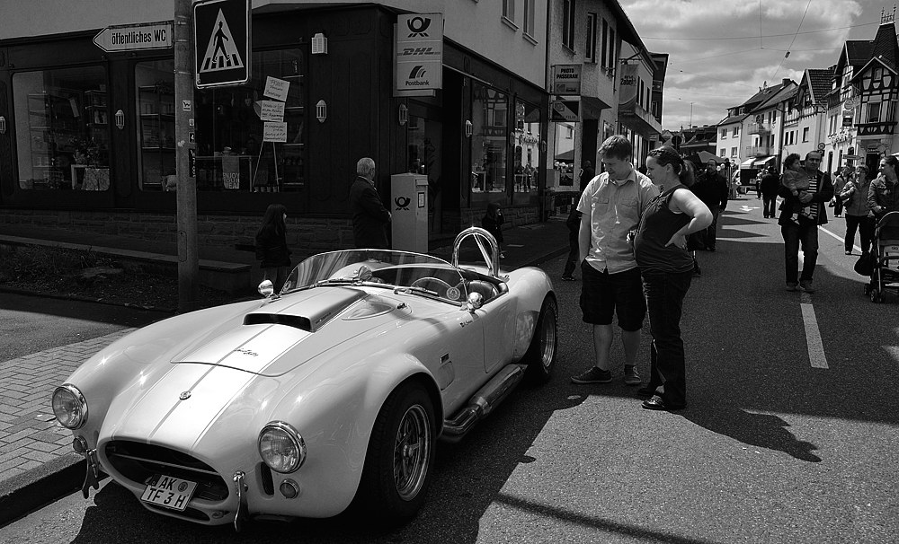 street004 bw