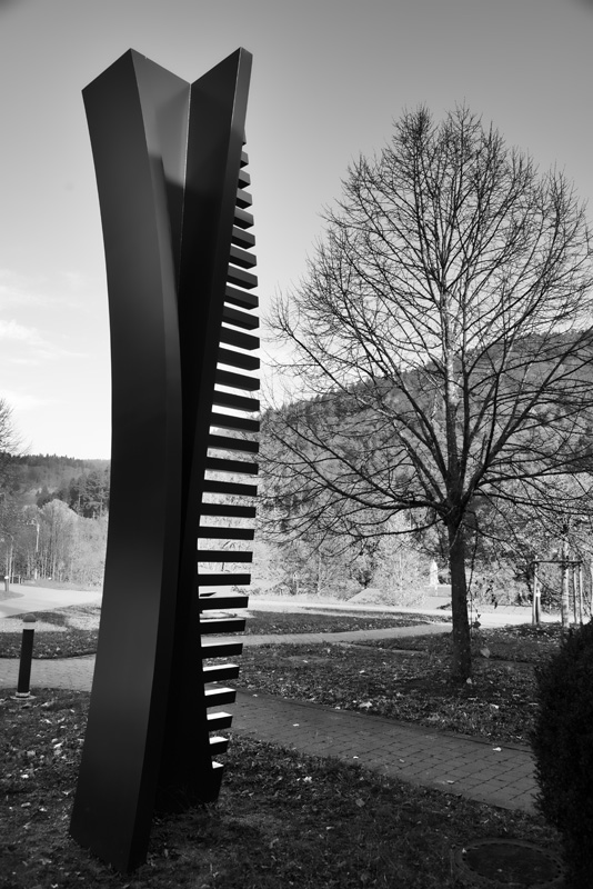 Stretched Diagonals von Nigel Hall.jpg