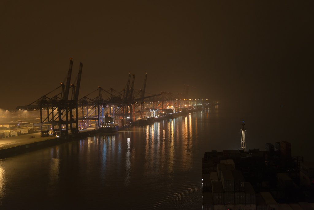 Stromkaje bei Nacht  1
