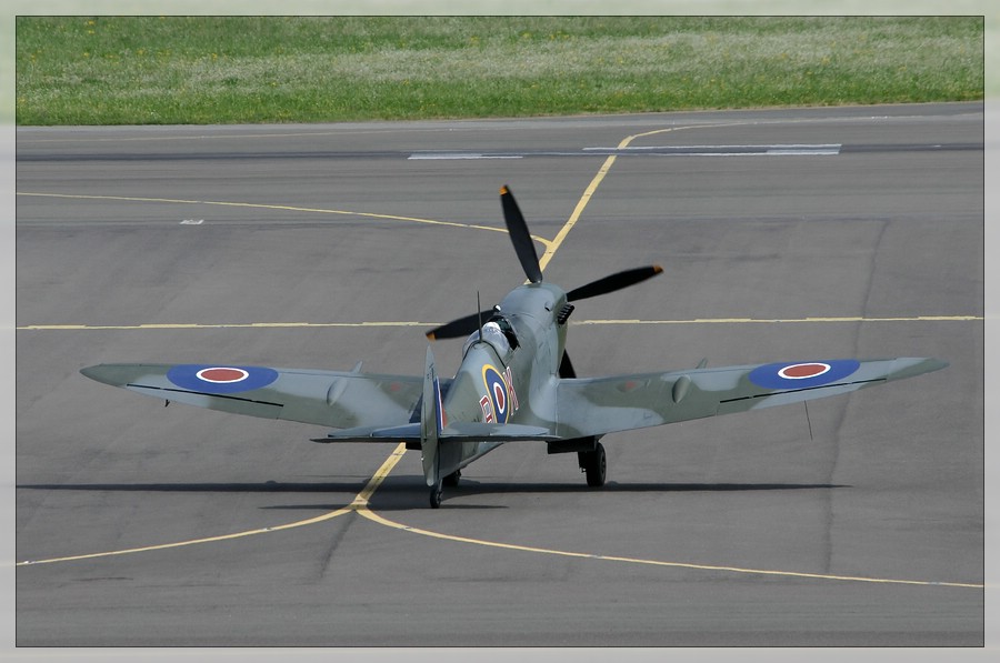 Supermarine Spitfire - 03