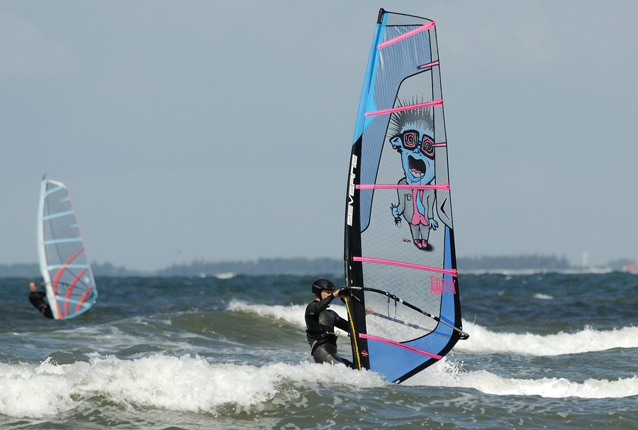 Surfer 030 4