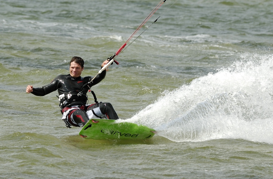 Surfer 086 3