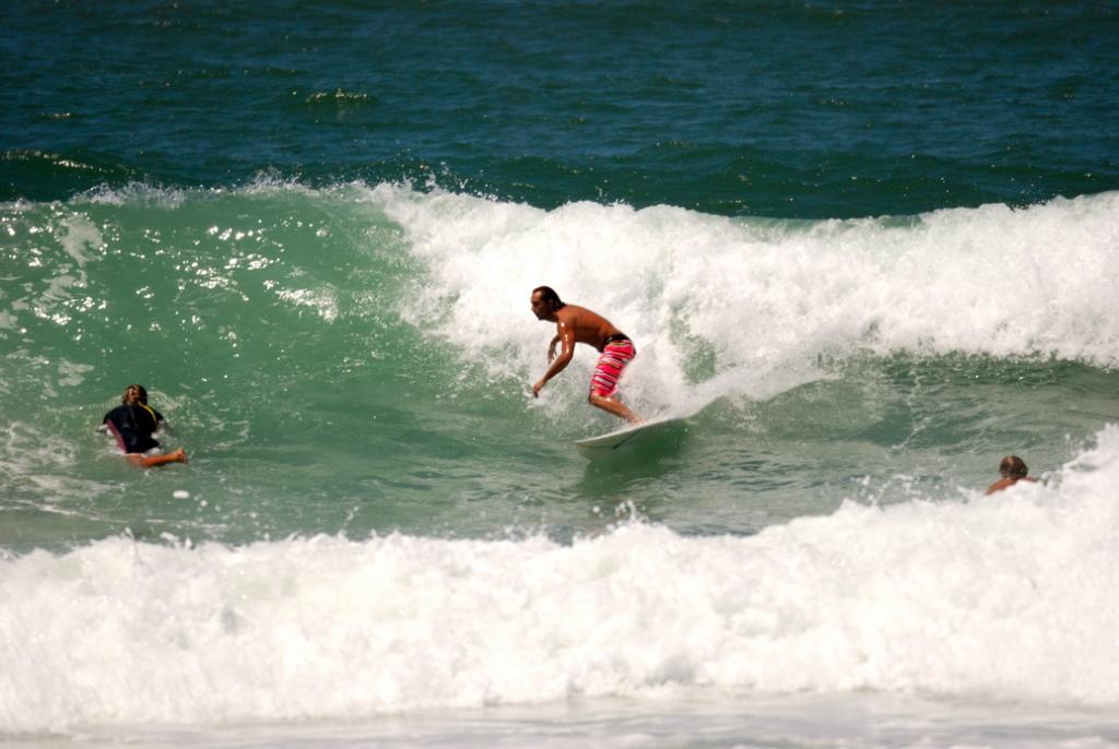 surfin Biarritz
