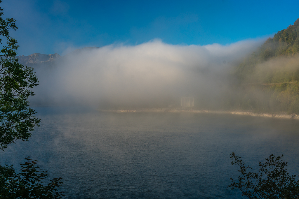 Sylvenstein morgens Nebel1