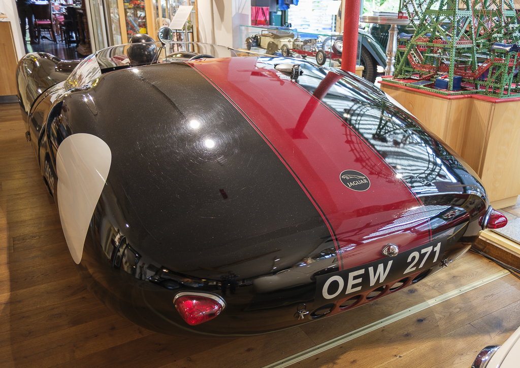 T51X0051-1.jpg