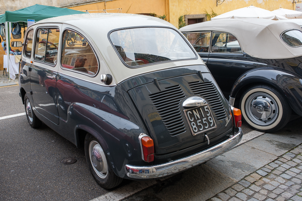 T51X1813-1.jpg