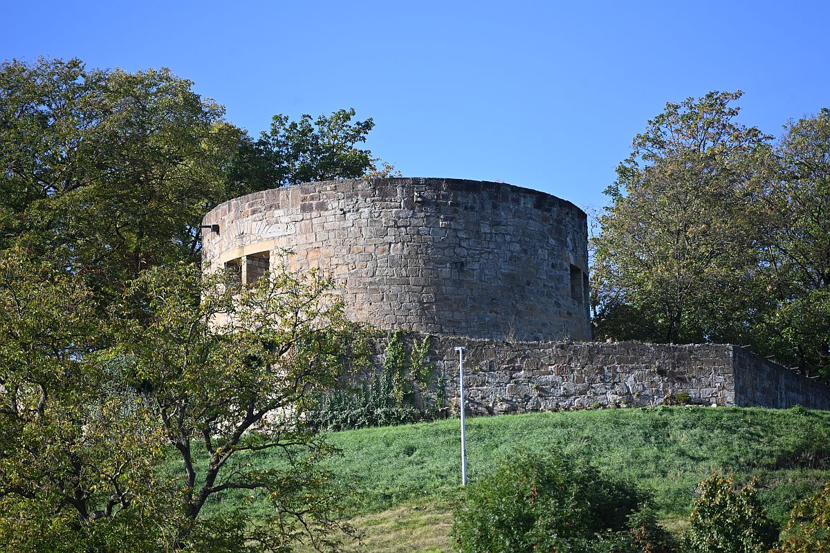 Tamron Z70-300_Dicker Turm.jpg